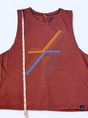PrAna Graphic Tank Women’s Size Medium Dark Red Athleisure Top